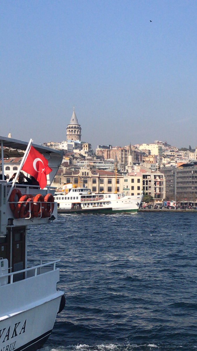 locaorgnzsyn's tweet photo. Hafta sonu olan İstanbul gezimz #ankaraüniversitesi #gaziüniversitesi #hacettepeüniversitesi #yabü #atılımüni #çankayaüni #istanbul #Ankara https://t.co/e8Sy51H8xM