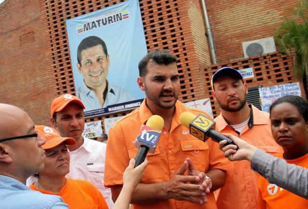 Luis_MachadoM's tweet photo. .@EIPeriodicoDM #Monagas Gobernadores de AD traicionaron al pueblo que los eligió https://t.co/zTpIXOBPbC https://t.co/NOoGDOX1X0