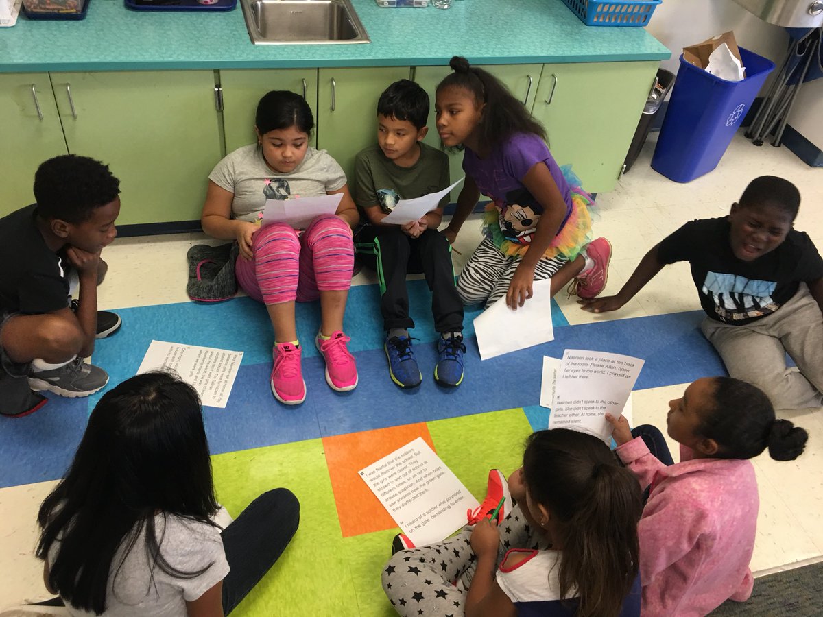 simo_mrs's tweet photo. We’re going to make audiobooks, but first we practice in our fluency groups 📕🎤🎬 #readingfluently #AESOWLTHEWAY https://t.co/k92dHfcnix