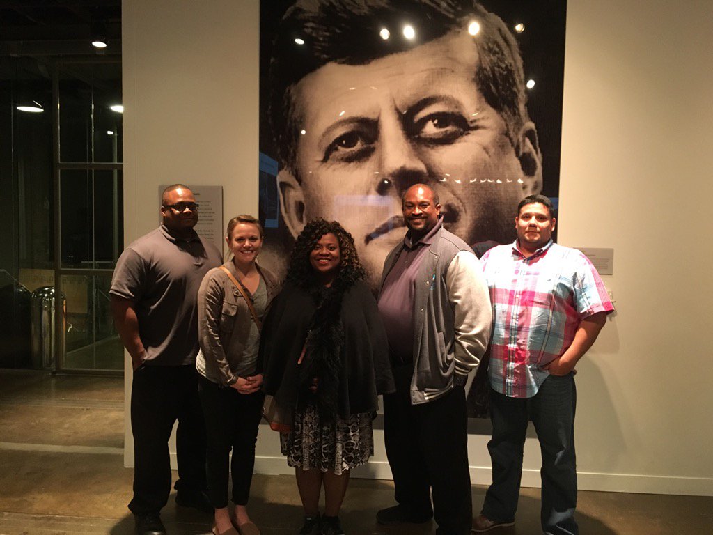 Desoto_SS's tweet photo. @SixthFlrMuseum Sid Davis rocked! @DavidCHarris2 https://t.co/rV4FRU2Uft