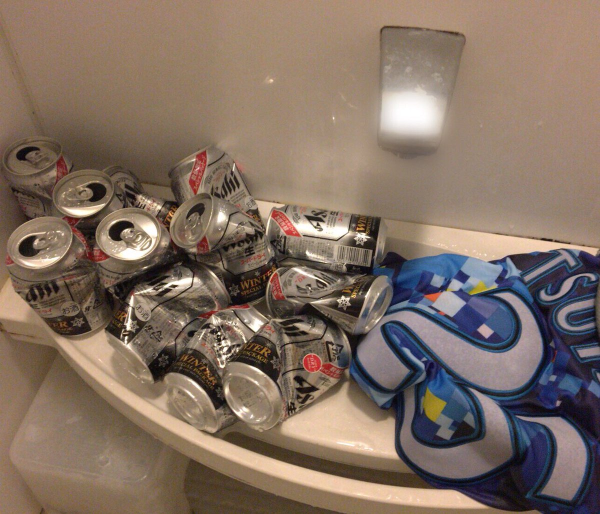 沼 利光 中継見ながらの一人ビールかけ楽しかった 沼 利光 中継見ながらの一人ビールかけ楽しかった
