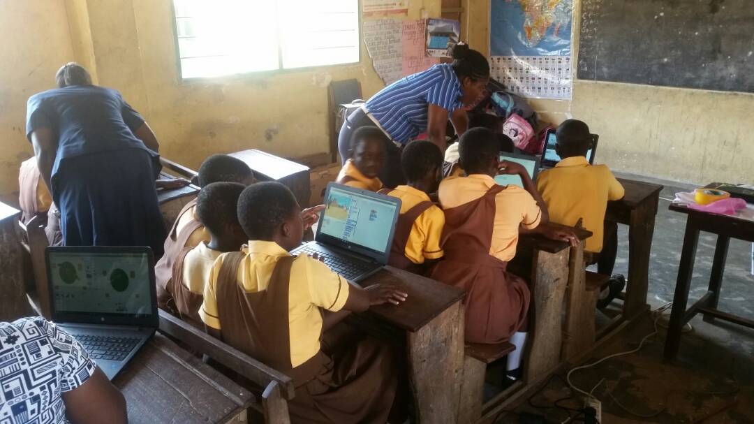 FrancisAffoh's tweet photo. Odorkor Maclean Cluster is not left out #AfricaCodeWeek @Foundation_DO @sap4good @AfricaCodeWeek. Coding with passion https://t.co/uHYNkasBJW