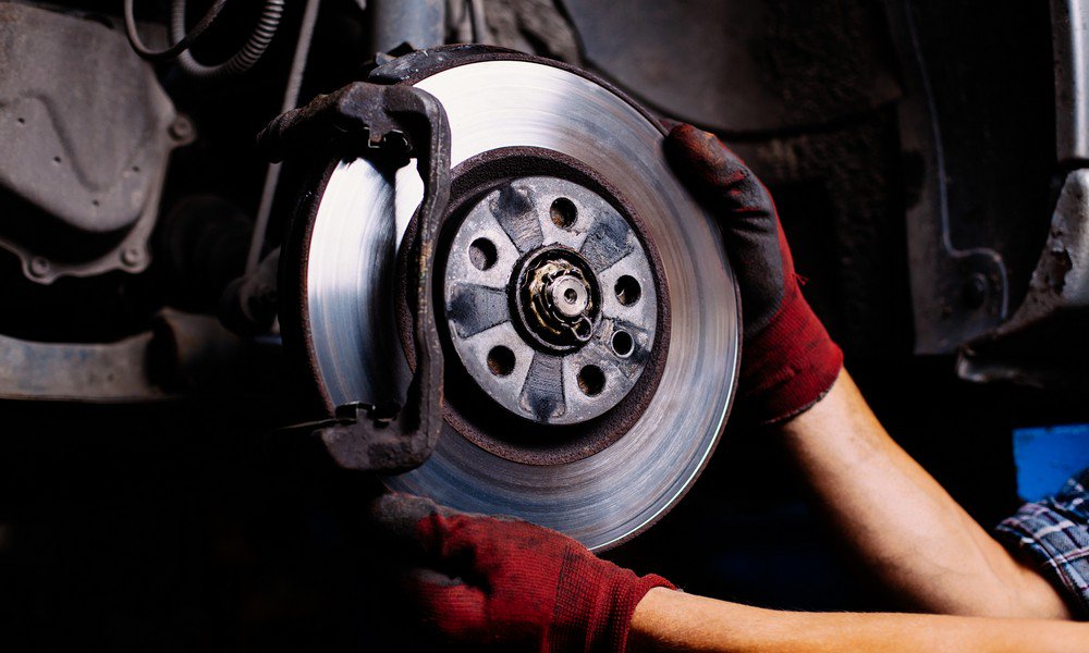 ExecDodgeJeep's tweet photo. When it comes to keeping your vehicle in top shape, it pays to have your brakes checked regularly. https://t.co/FRzeYHneoJ