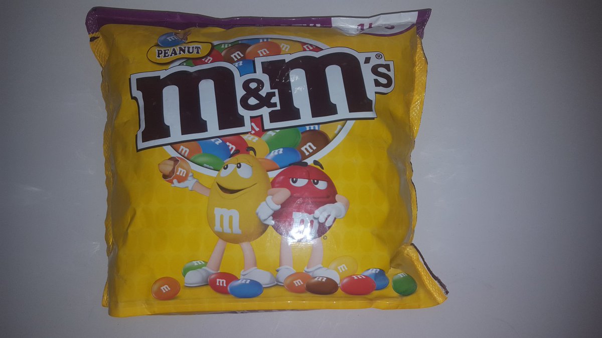 TGPWYF's tweet photo. Короче, разыграю 1 кг m&amp;m's 😏 с вас репост, лайк, подписочка😏 думаю через недельку назову победителя😏  #пиздабол https://t.co/ogMdZQS3rm