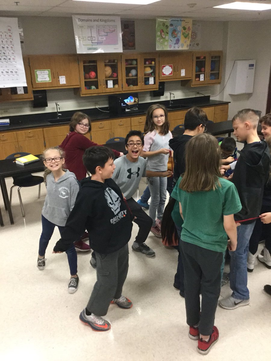 MrsJordanSci6's tweet photo. #StevensonMS teams up to achieve a culture of kindness (STACK) day!!! Tangled web is a great way to introduce teamwork and student leaders! https://t.co/sPYth4dWLY