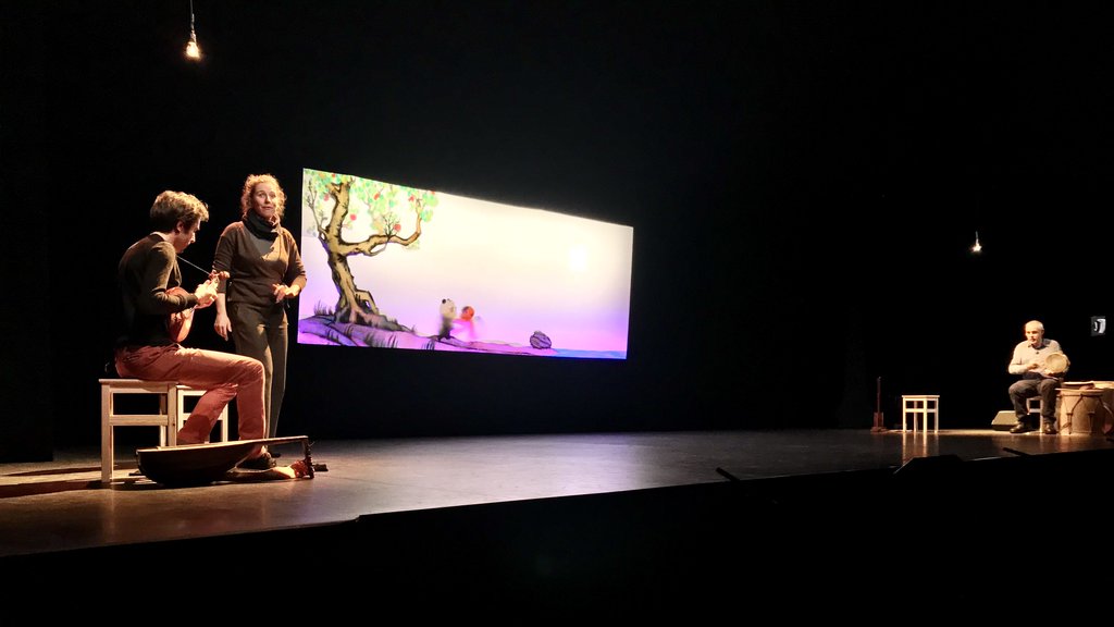 quaibranly's tweet photo. Journée de répétitions au Théâtre du musée pour le conte musical  jeune public "À quoi rêvent les pandas ?" 1ère représentation demain ! 🐼🐼🐼 https://t.co/hynky3zX58