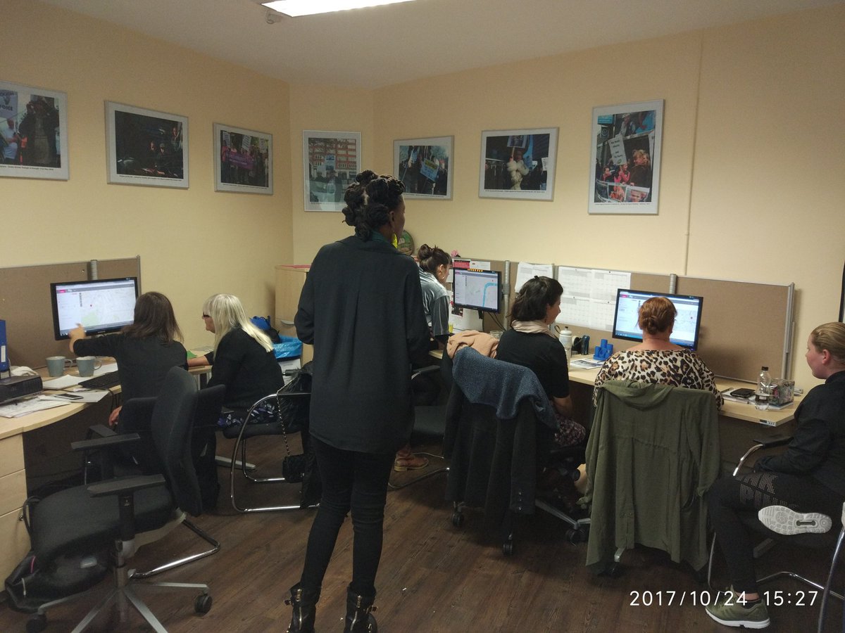 Mapping4Change's tweet photo. First map training session with #LGT community members to develop their @LondonGypsyTrav services map #mappingequality https://t.co/rP0rncPjKQ