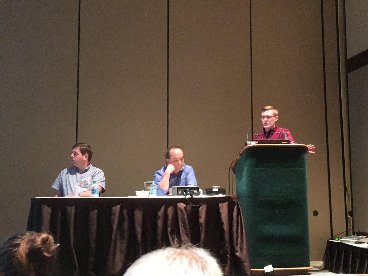 Alison_Rowe's tweet image. First record of a US Maastrichtian Lytoceratina—poss. links to Tethys and Pacific. Great talk @jdwitts @Paleo_Society @AMNH #GSA2017