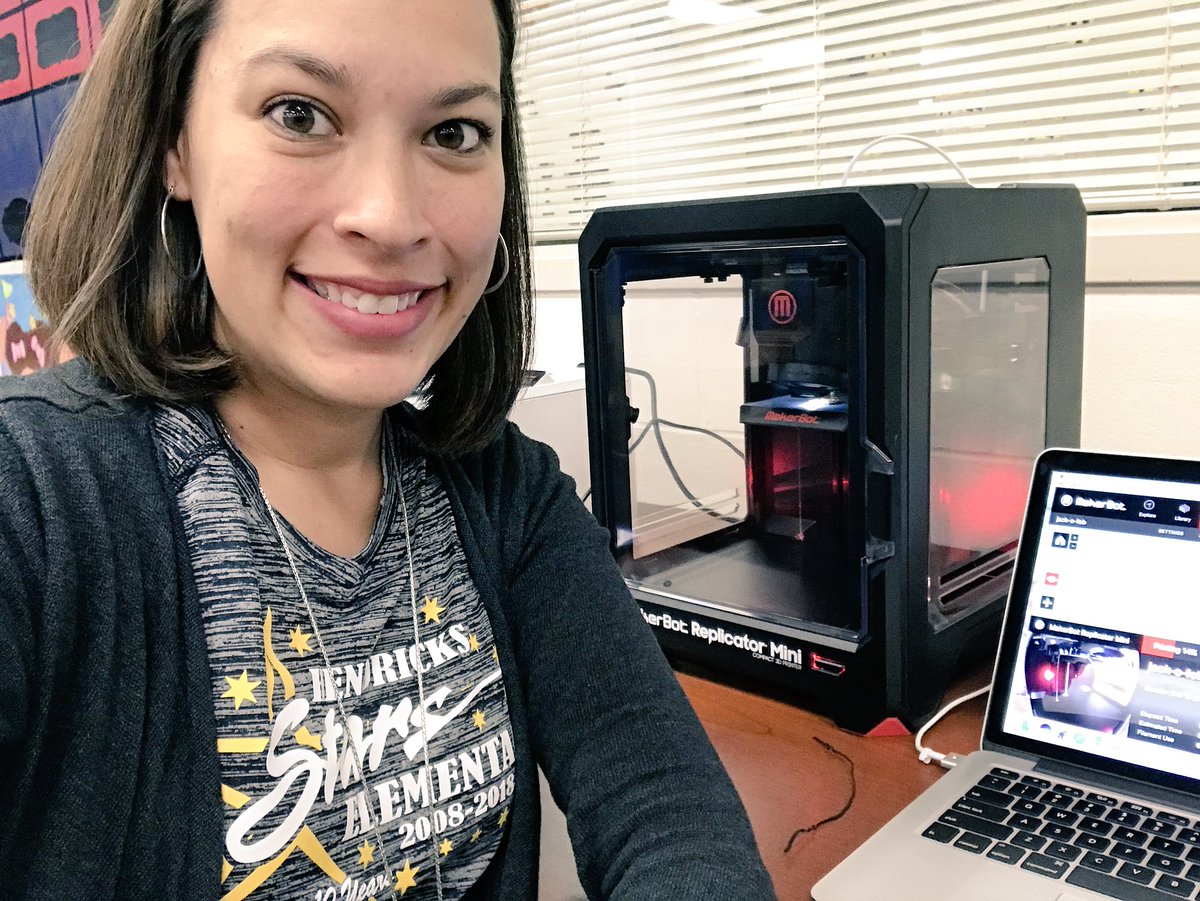 How awesome is my new <a href="/makerbot/">MakerBot</a> Replicator Mini? Finally got some time to sit &amp; play today &amp; it’s printing! Thanks <a href="/annvega/">annvega</a> <a href="/BrendaHuston71/">Brenda Huston</a>