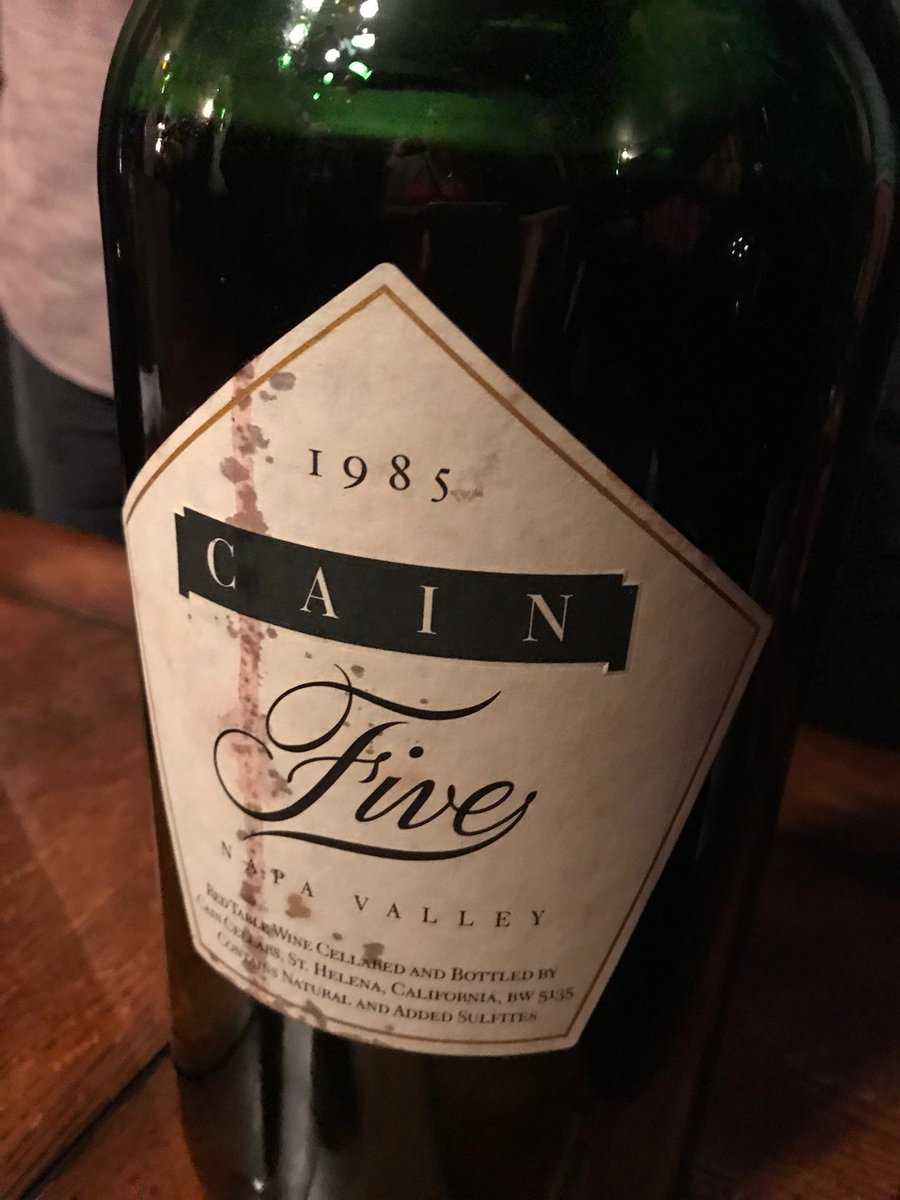 JoelGoyette's tweet photo. A few faves from last night's wildfire relief fundraiser at @FlatironwinesSF inc. 3L of 1985 Cain Five and mag of '08 Clouet Le Clos! 🎶 https://t.co/BCXqKRhhYE