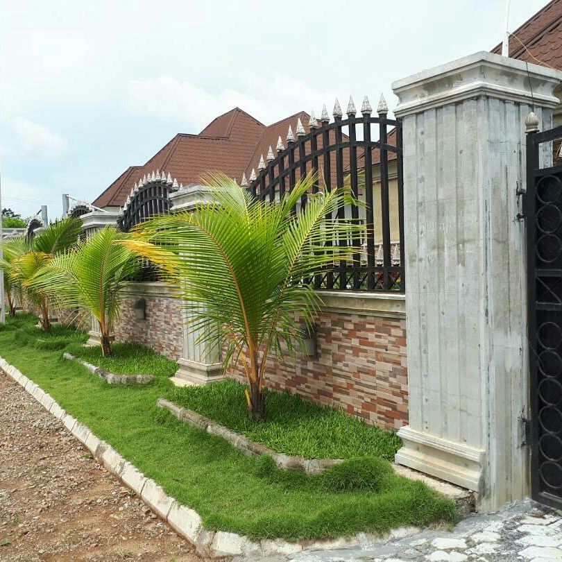 PisonProperty tweet picture