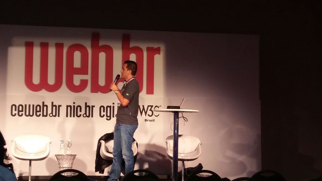 w3csp's tweet image. Muitas aplicações #Web não protegem devidamente os #dados sensíveis, como cartões de crédito. Dicas de #segurança na #webbr2017 @certbr