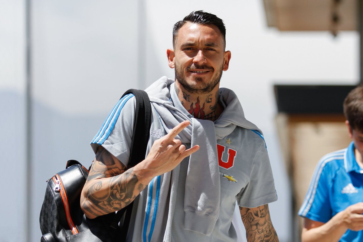 udechile's tweet photo. Destino: Antofazul 💙💙💙🛫🛫🛫🛫
A traerse esa final equipo! #VamosLaU 🤘 https://t.co/C7zcXmnxYk