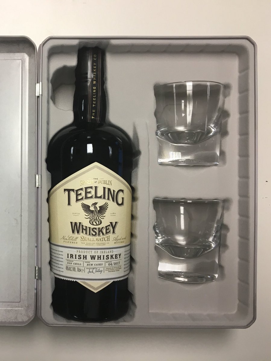 CaratIreland's tweet photo. Lovely moving in gift from our friends @ProxifyMedia many thanks from all at Two Haddington Buildings https://t.co/q9q7lubUTC