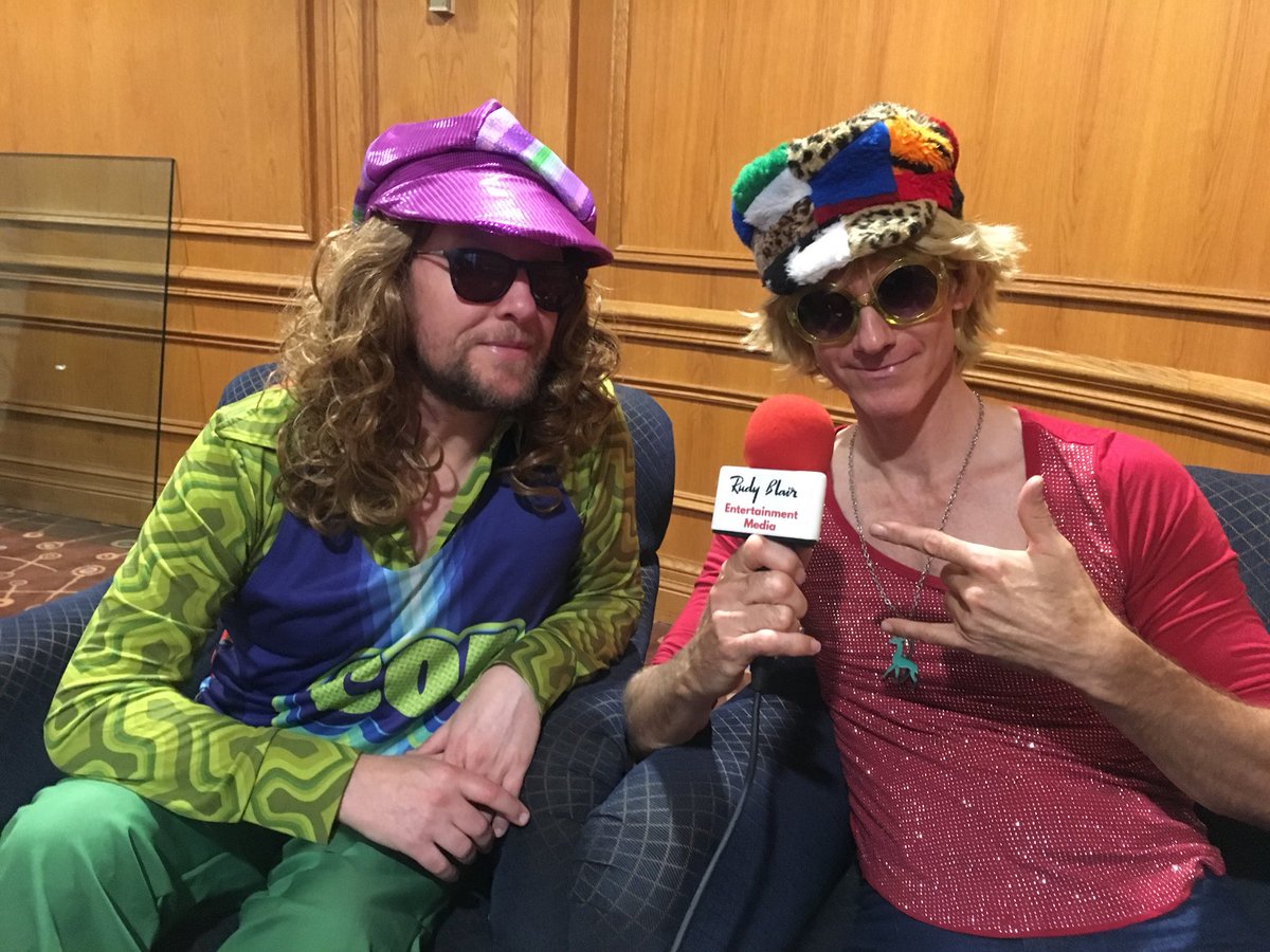 NewsRudy's tweet image. Go2 #RBEM 4FullVideoChatW @ChunkoFunk2017 on #Halloween concert at @TheDanforthMH SatOct28th/07 tinyurl.com/y8jhb26g @VicLord