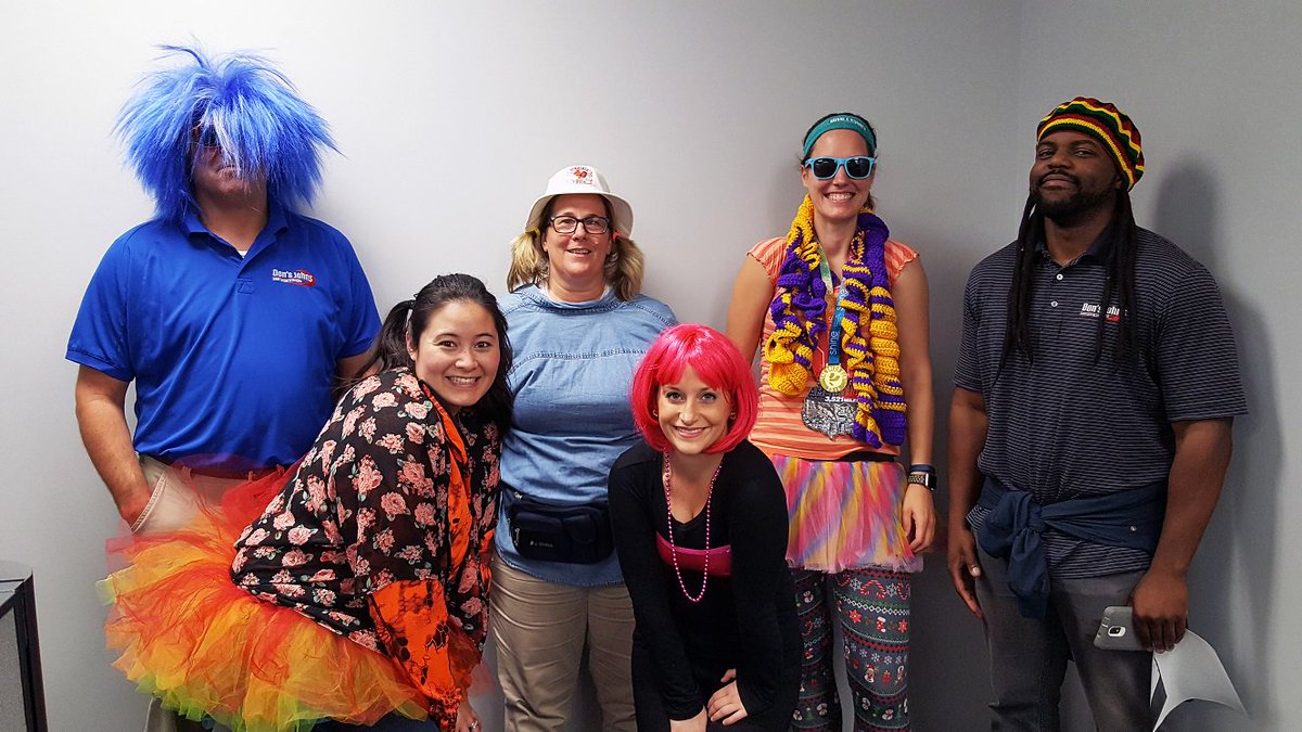 Dons_Johns's tweet photo. Don's Johns Spirit Week Day 2! And it's Wacky Tacky + Crazy Hair Day! Winner to be announced later this afternoon. #donsjohns #spiritweek https://t.co/VKhyduCZ9U