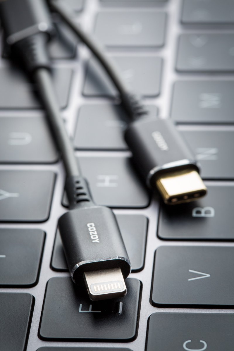 COZOY's tweet photo. Getting ready for the latest #TAKTPRO and new upgrade cable sets! 😬 https://t.co/9R00Tkvu7z