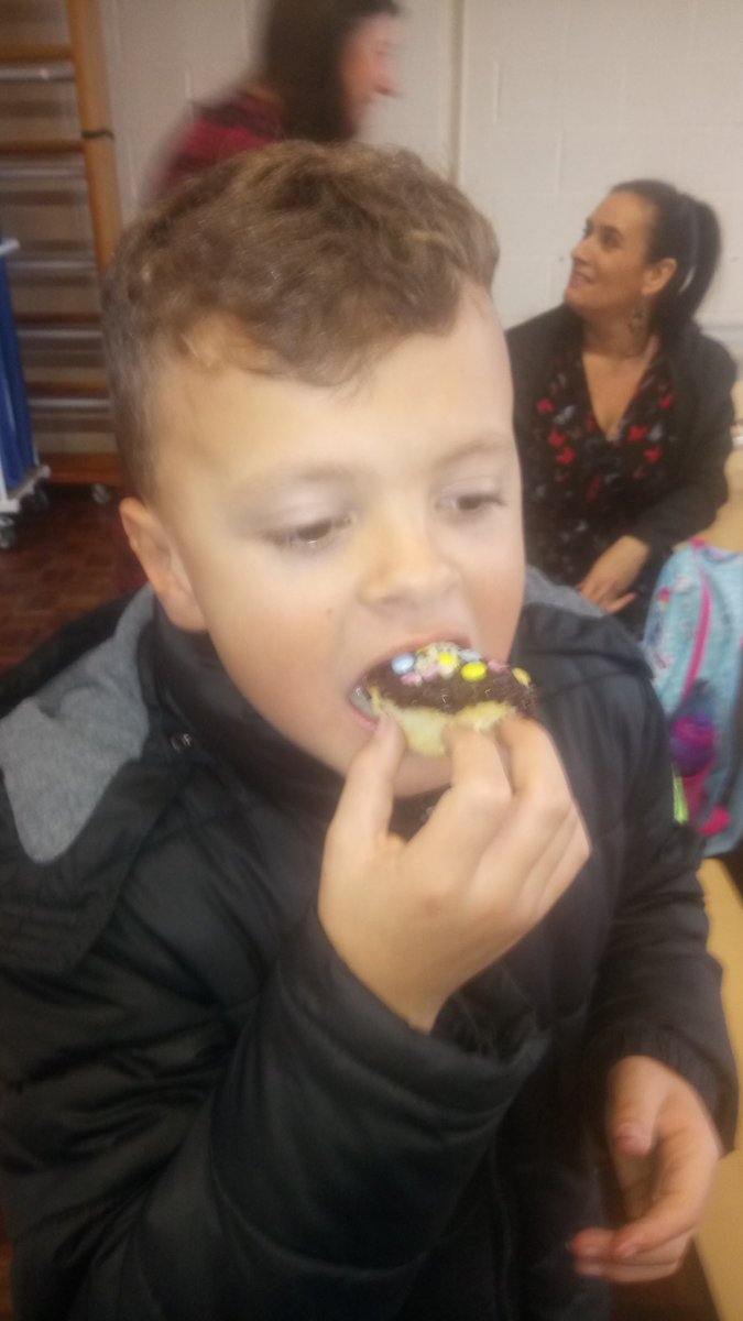 MiniVinnieStJos's tweet photo. Thank you to everybody who came and supported our Macmillan Coffee afternoon! It was lovely to see you. @macmillancoffee @macmillancancer https://t.co/6VZtigtlWX