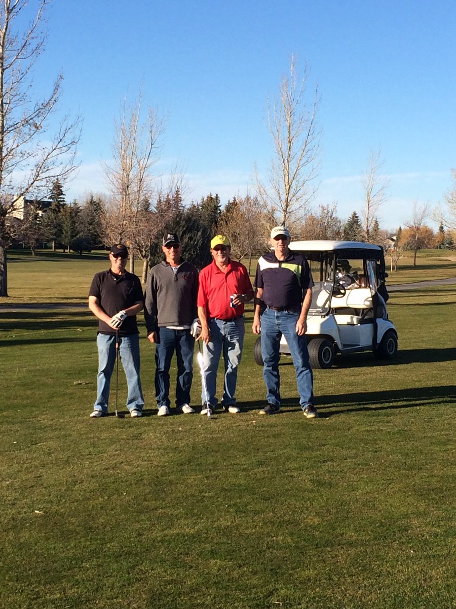 Land0Lakesgolf's tweet photo. Enjoy 18 holes with you family and friends land o lakes is open and booking tee times call 403-345-2200 https://t.co/bRbWW36si9