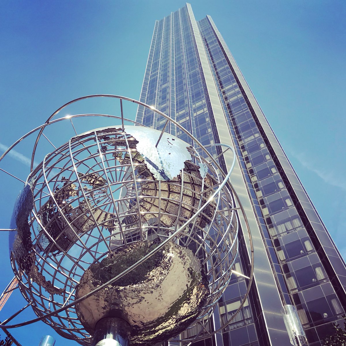 BeckyHigh_DT's tweet photo. Inspiring Architecture to be seen here in NYC! A great place to visit for design enthusiasts! https://t.co/hsvyITW1xo