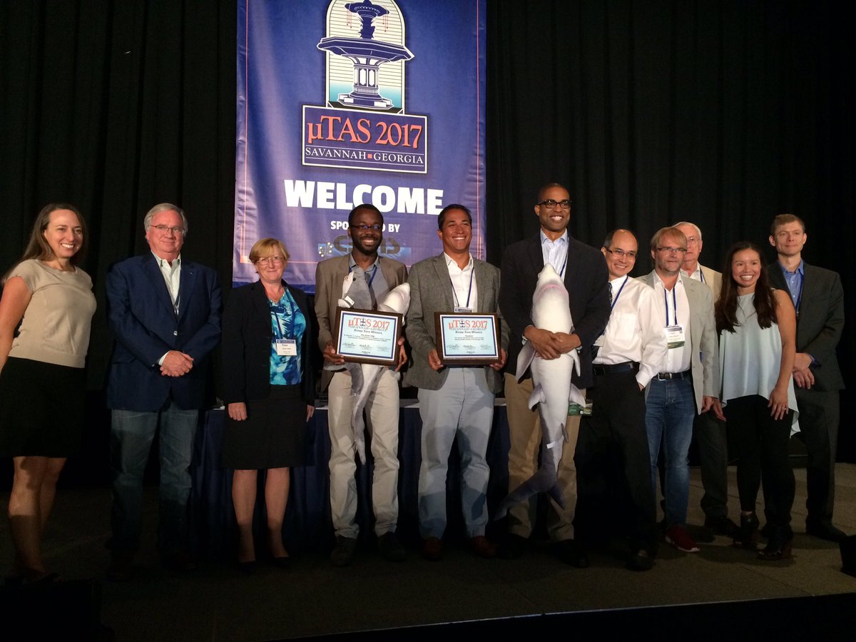 JunckerLab's tweet photo. Congratulations to Ayo for 1st place (tie) in the #utas2017 sharktank competition! Drinks on you tonight! ๐ @microtas2017 https://t.co/lV6YYEspgY