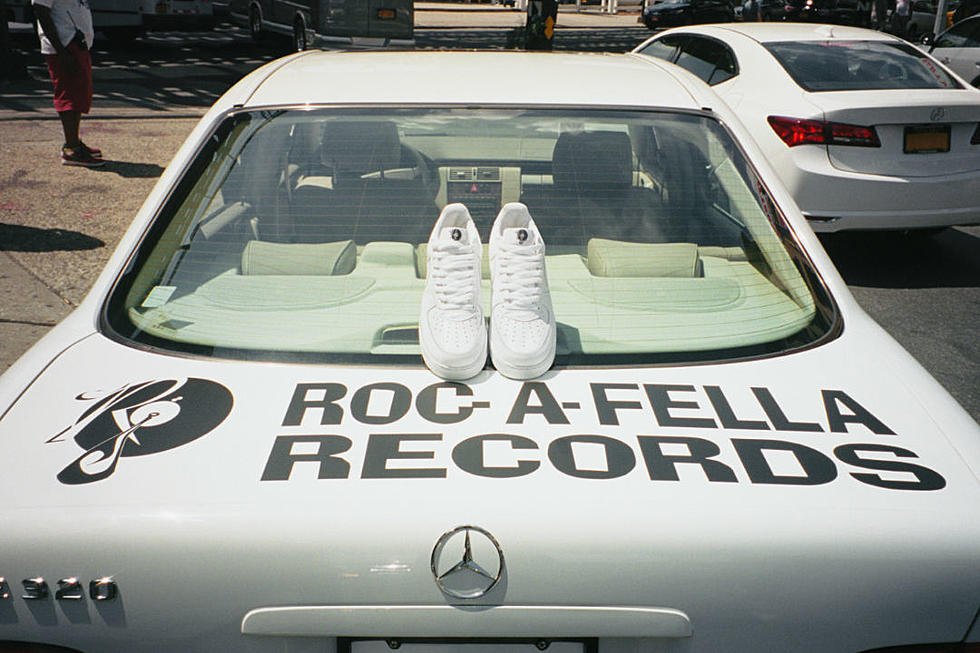XXL's tweet photo. Nike's re-releasing the classic, Roc-A-Fella Air Force 1 sneaker from 2007
https://t.co/wpsGxsooUM https://t.co/CRFVTQDbFo