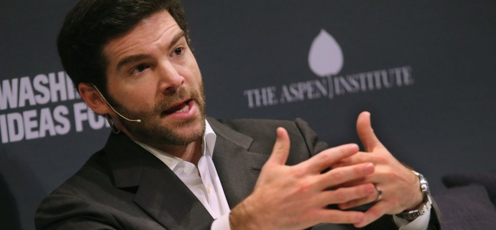 NIC_onlin's tweet photo. It Took LinkedIn's CEO Exactly 2 Sentences to Give the Best Career Advice You'll Hear Today. https://t.co/T5VBCbO6XP https://t.co/cVundb3sqN