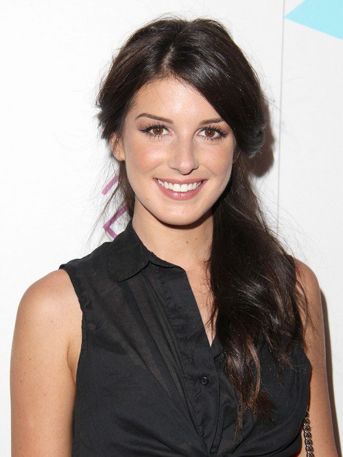 Happy Birthday Shenae Grimes 