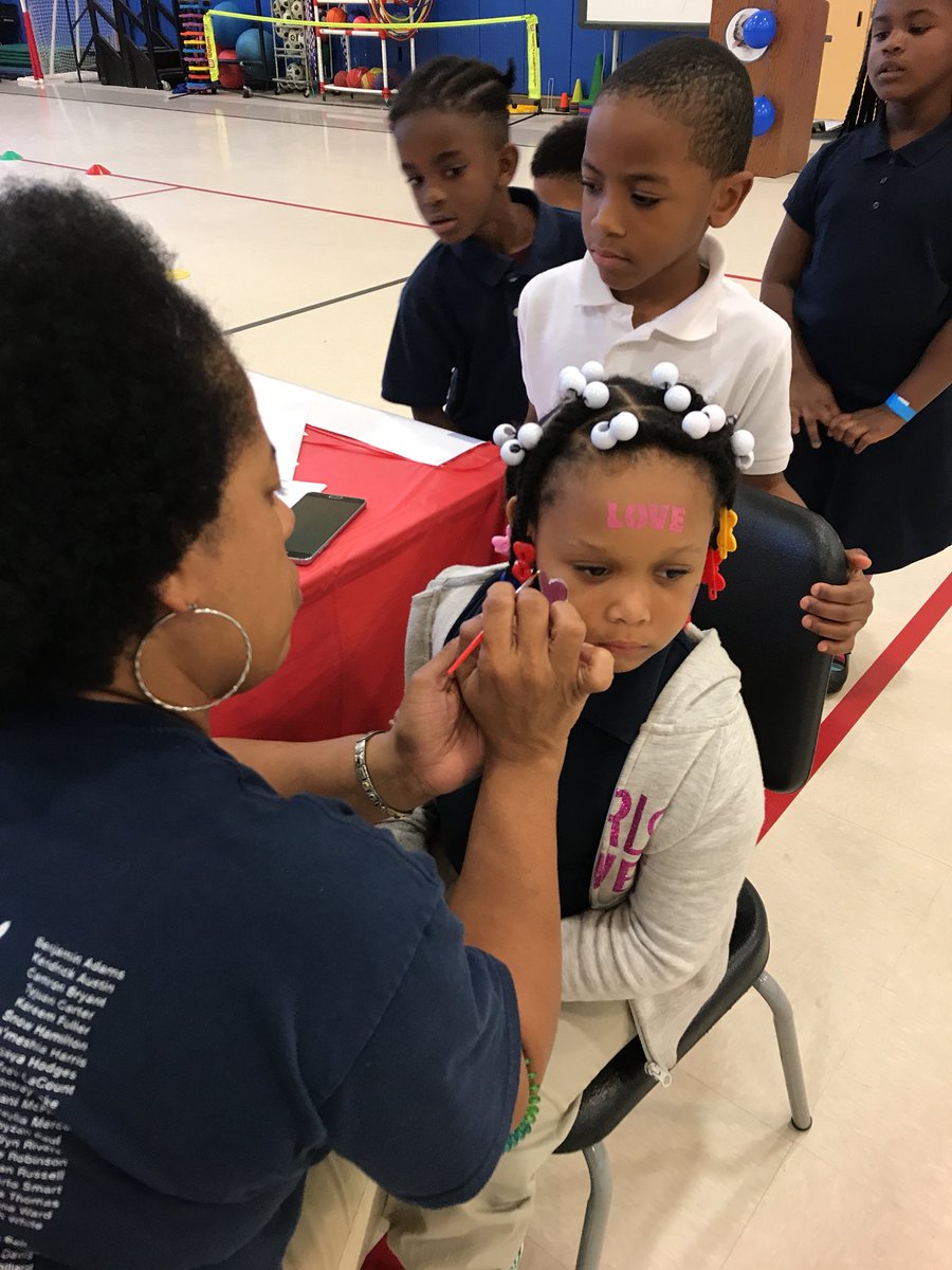 KalequaS's tweet photo. Gadsden Celebrates Academic Achievement! Job well done to all the honorees, continue striving for excellence! #AcademicFest #Gadsdencan https://t.co/v5b1lnuJUF