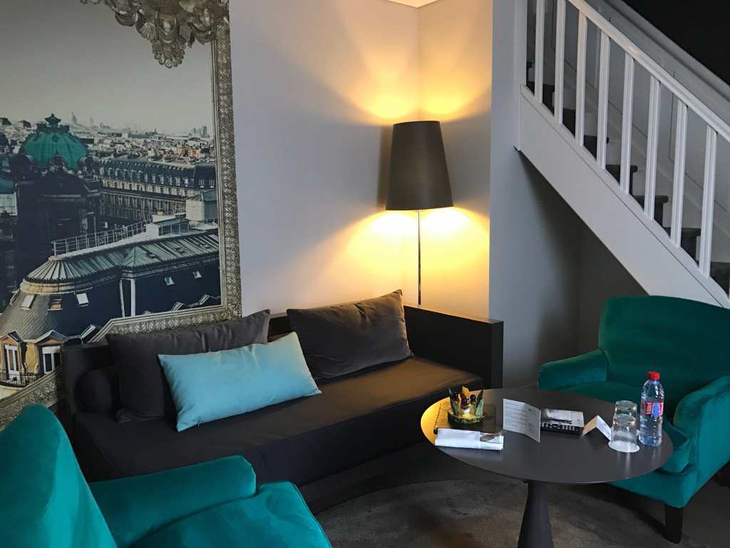 MadelijnV's tweet photo. Always good to be back at this @hotelindigo #Paris #DuplexRoom is great! https://t.co/cXVEkH2c4V