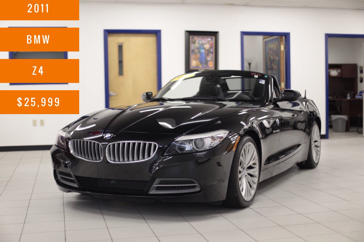 LuxAutoPlus's tweet image. sweater weather is convertible weather 😎