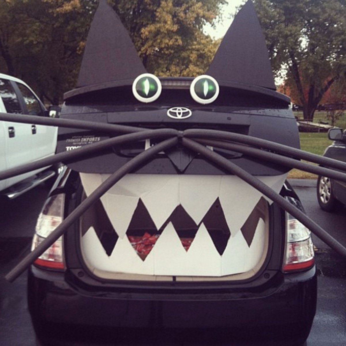 actioautoserv's tweet photo. Looking to do something fun this Halloween? Why not join in on Trunk or Treat!  #trunkortreat https://t.co/jpbdy0zX9m