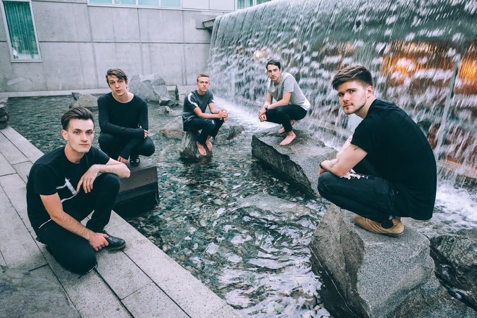 wolfinasuitblog's tweet photo. Listen: "Found Out" by @Derrival at https://t.co/I4BP6UxPxV #Canada #derrival #foundout #IndieMusic #NewMusic #wolfinasuit #Vancouver #music https://t.co/8difG0jJHw