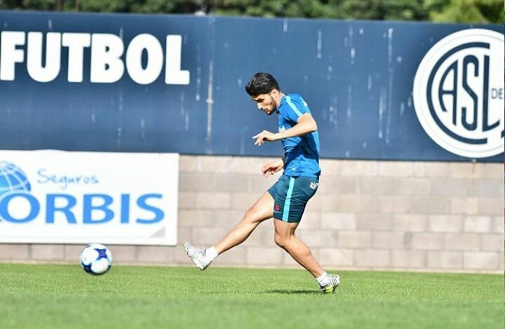 BoedoRepublica's tweet photo. ENTRENAMIENTO || Bajo la atenta mirada del Pampa Biaggio, los jugadores realizan ejercicios de definición. https://t.co/0zRPXZRLxl