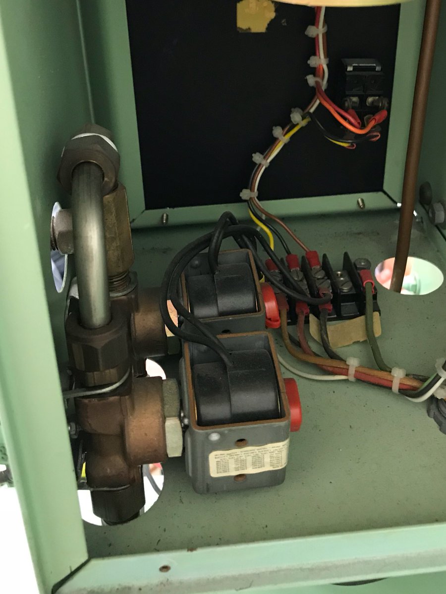 chriscaputoTO's tweet photo. Chemists! Anyone know where to get old VAC solenoids like these for the pressure regulator? #RealTimeChem #chemistry #almostfixed https://t.co/PZTYpqTgBT