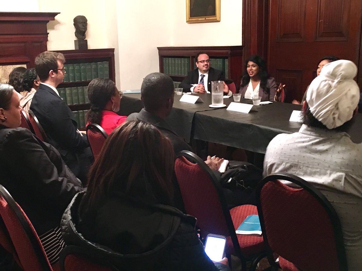 publicpolicylab's tweet photo. ‘When it comes to complex systems, people still want human navigators.’ @shantimariam @CNYCN Affordable Housing Summit #homeownershipnyc https://t.co/wTz8fnZz33
