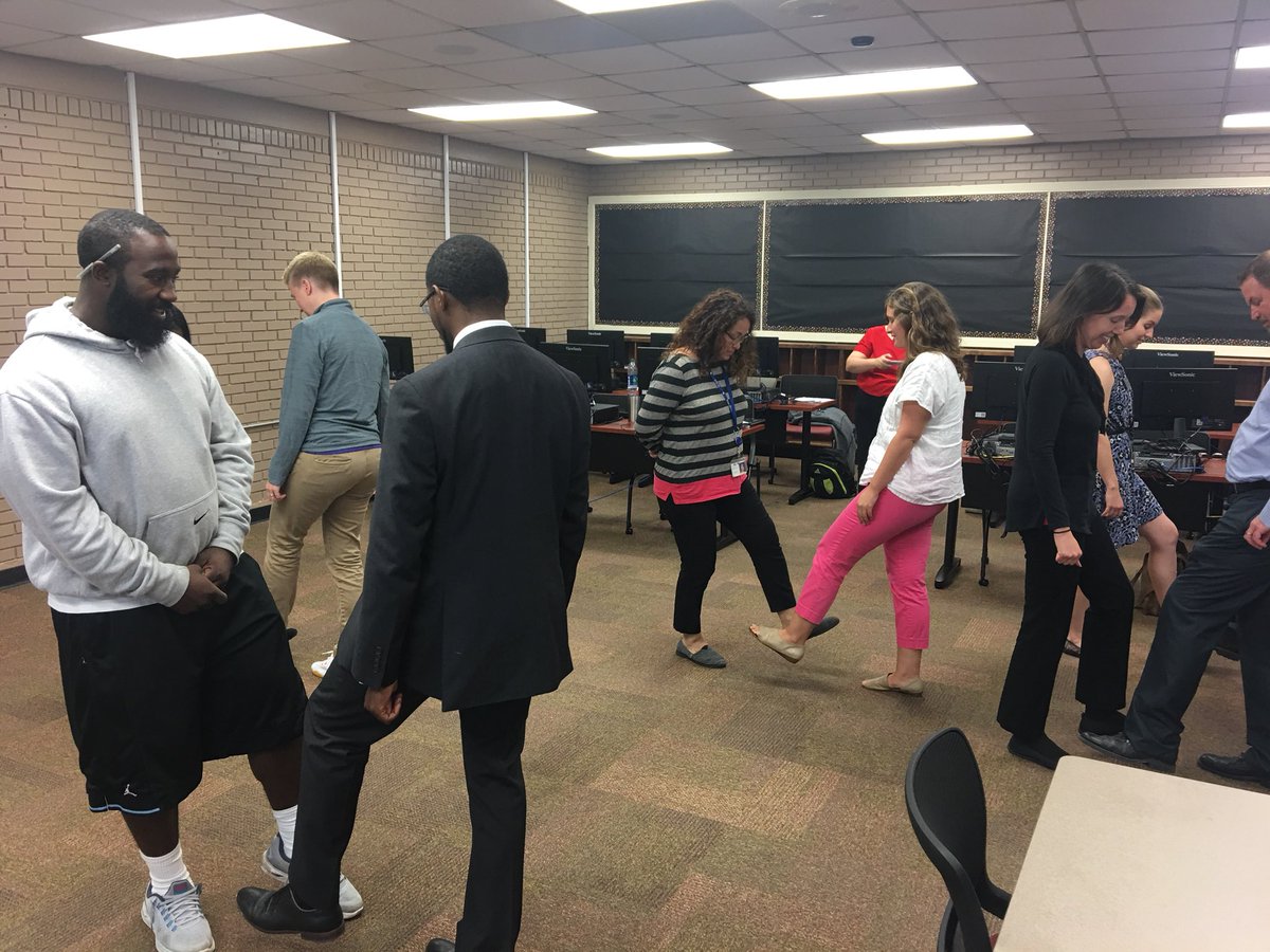 MARLamberth's tweet image. Communication, Collaboration, #BrainBreaks &amp;amp; Engagement w new teachers/#edtechinnovators @ #Thrive  @SCCPSS @PLDeptSCCPSS #seasonofimpact