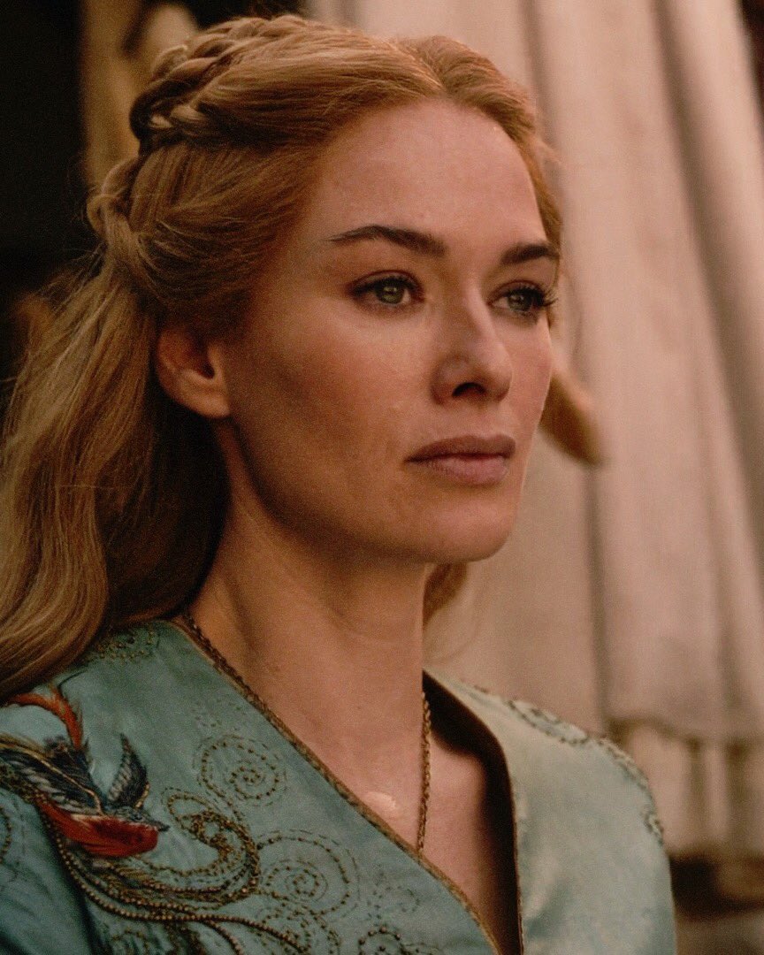 Queen of looking effortlessly beautiful

(💔💔💔)