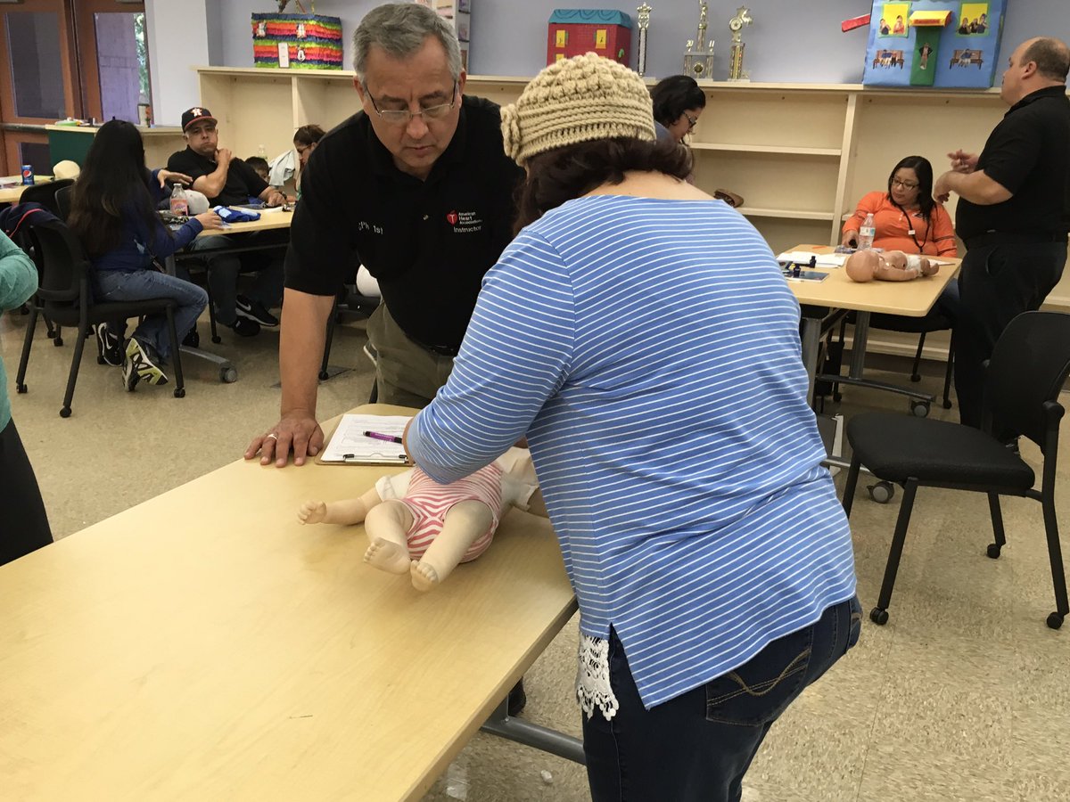 MaryMillerBaker's tweet photo. Alll of our Head Start staff is first aid and CPR trained. Just one more way we take care of our school and community! #headstartcounts https://t.co/ZbXsqFy0sz