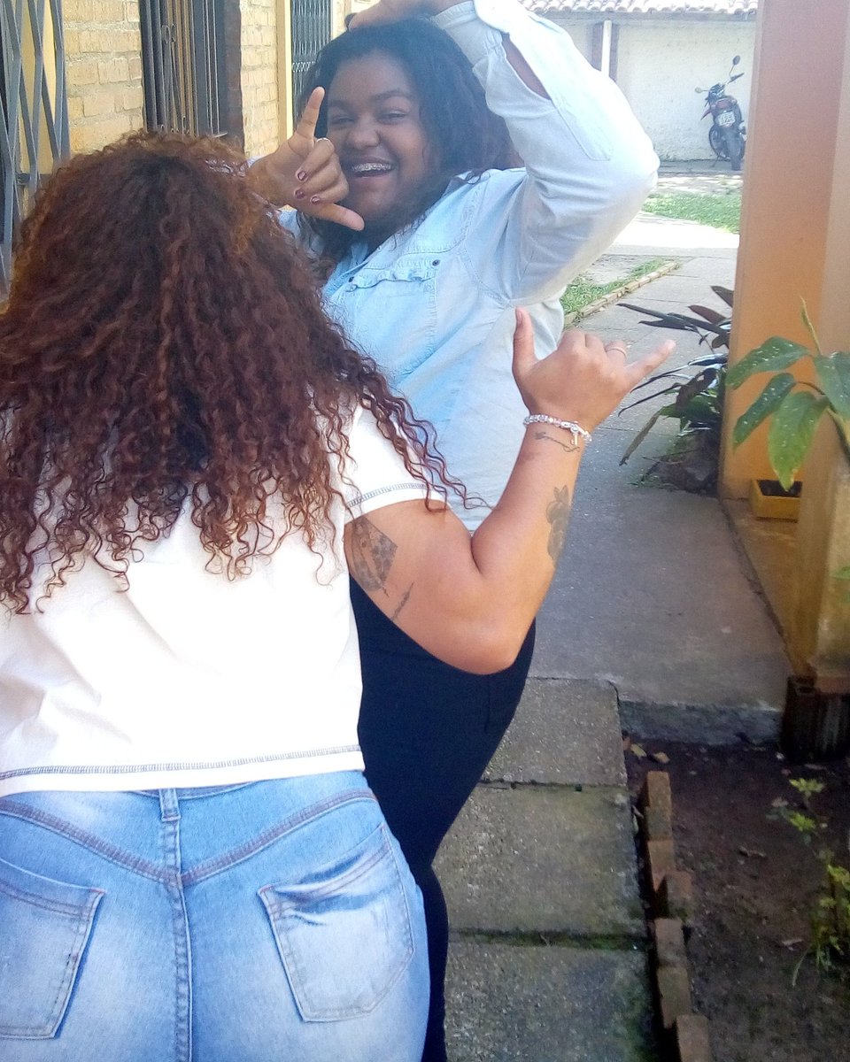 Elizelem_silva's tweet photo. olha o tamanho dessa raba .. 😍
#miggs #do #meu #coração
#Amanda #Simões ♥️ https://t.co/VG7poCPZYn