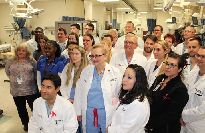 unlvmedicine's tweet photo. These, are some of the lifesavers. #VegasStrong | @UMCSN https://t.co/60LF6BtOgn