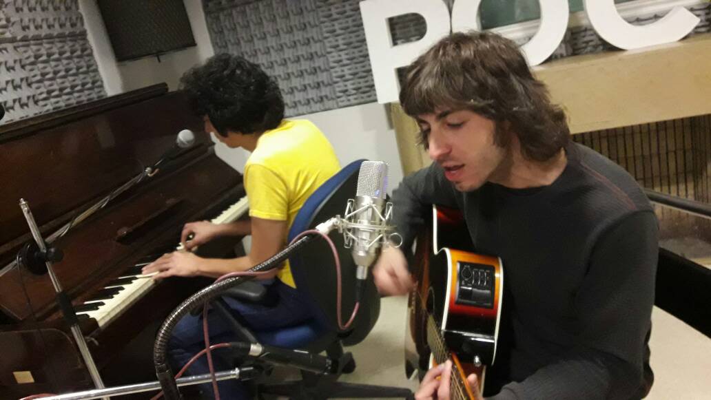 ChequesRadio937's tweet photo. AHORA!
Acústico de @bandadeturistas en #ComoConseguirCheques https://t.co/BVXiDbMmzZ