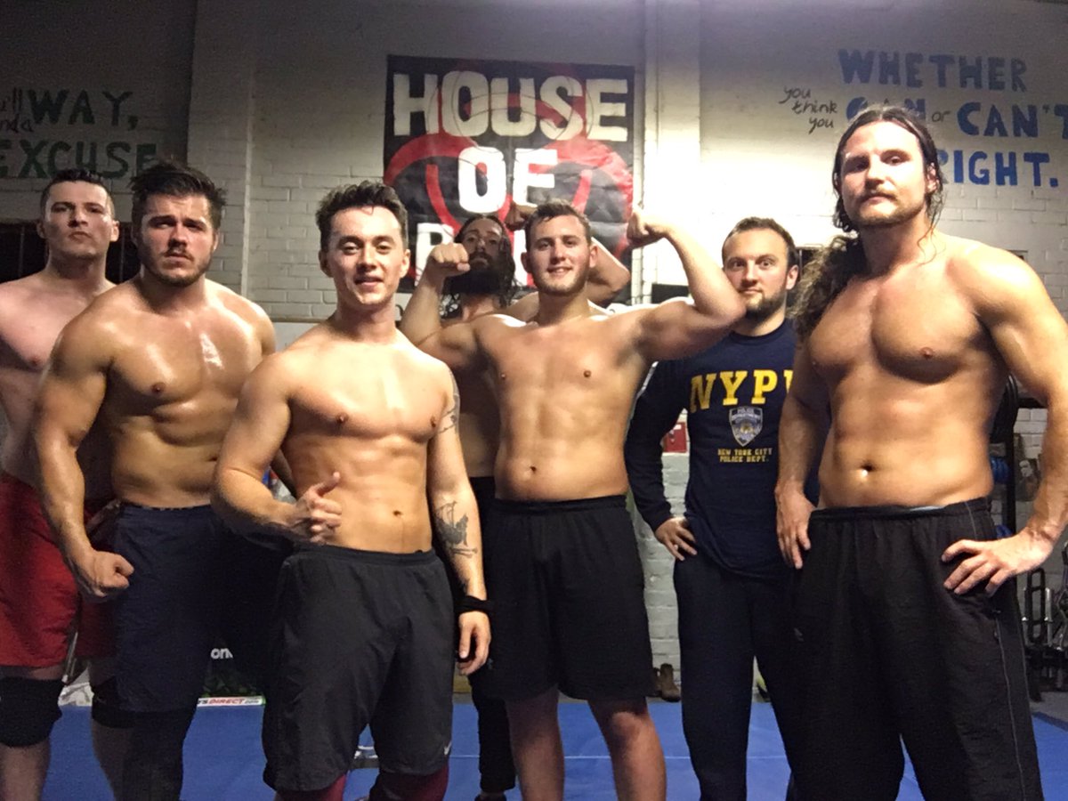 SidScala's tweet photo. Tuesday workout done up in Nottingham! Ready for Premier Promotions tomorrow night - #LetsGetSavvy https://t.co/XDhJ4oCe0g