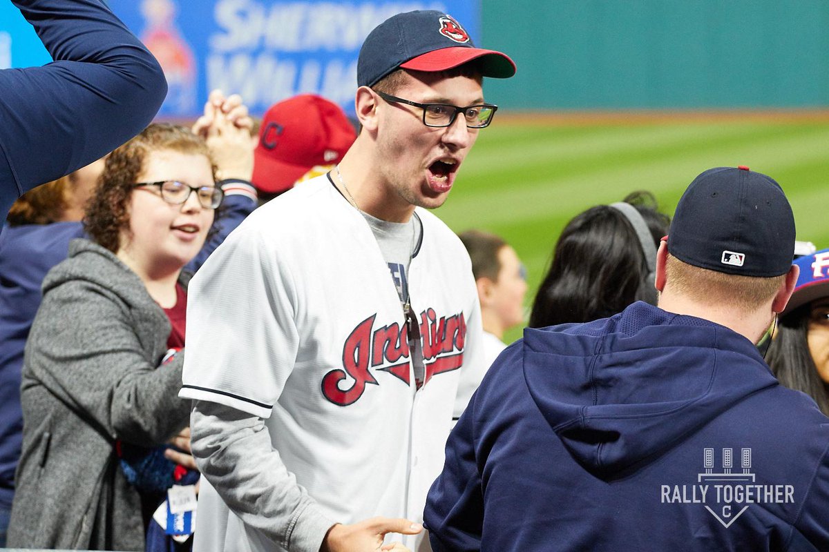 Keep those #TribeFansWeek photos coming -- and thanks for your support all season! https://t.co/8hW6oA9uLD