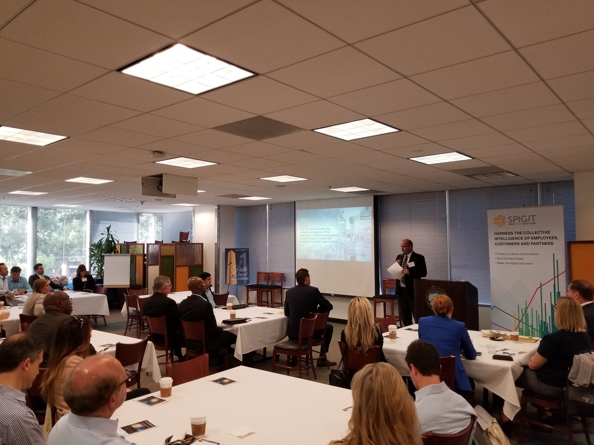 #spigit <a href="/PrabuAyyagari/">Prabu Ayyagari</a> #pepperdine Assoc Dean Bob McQuaid kicking off building a culture of innovation Spigit event with IBM #ibmcollaboration