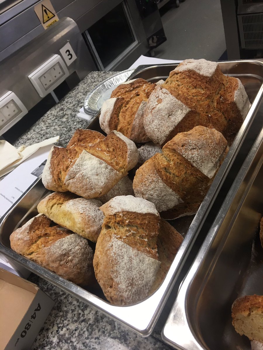 JackKeatingMF's tweet photo. white and brown bread and raspberry and almond bakewell tart from college yesterday..😁 https://t.co/jX7fIfPJ7J