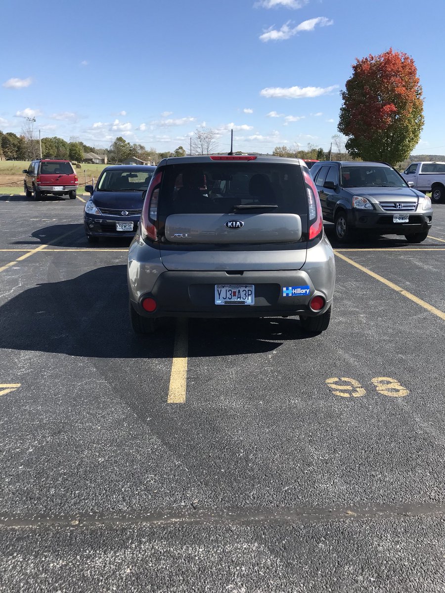 D_Rob77's tweet photo. Liberals never fail to amaze me. Not only is 98 not their spot. They are in 2 parking spots messing everyone else up. Freaking idiot. https://t.co/CM9Pz1cgVO