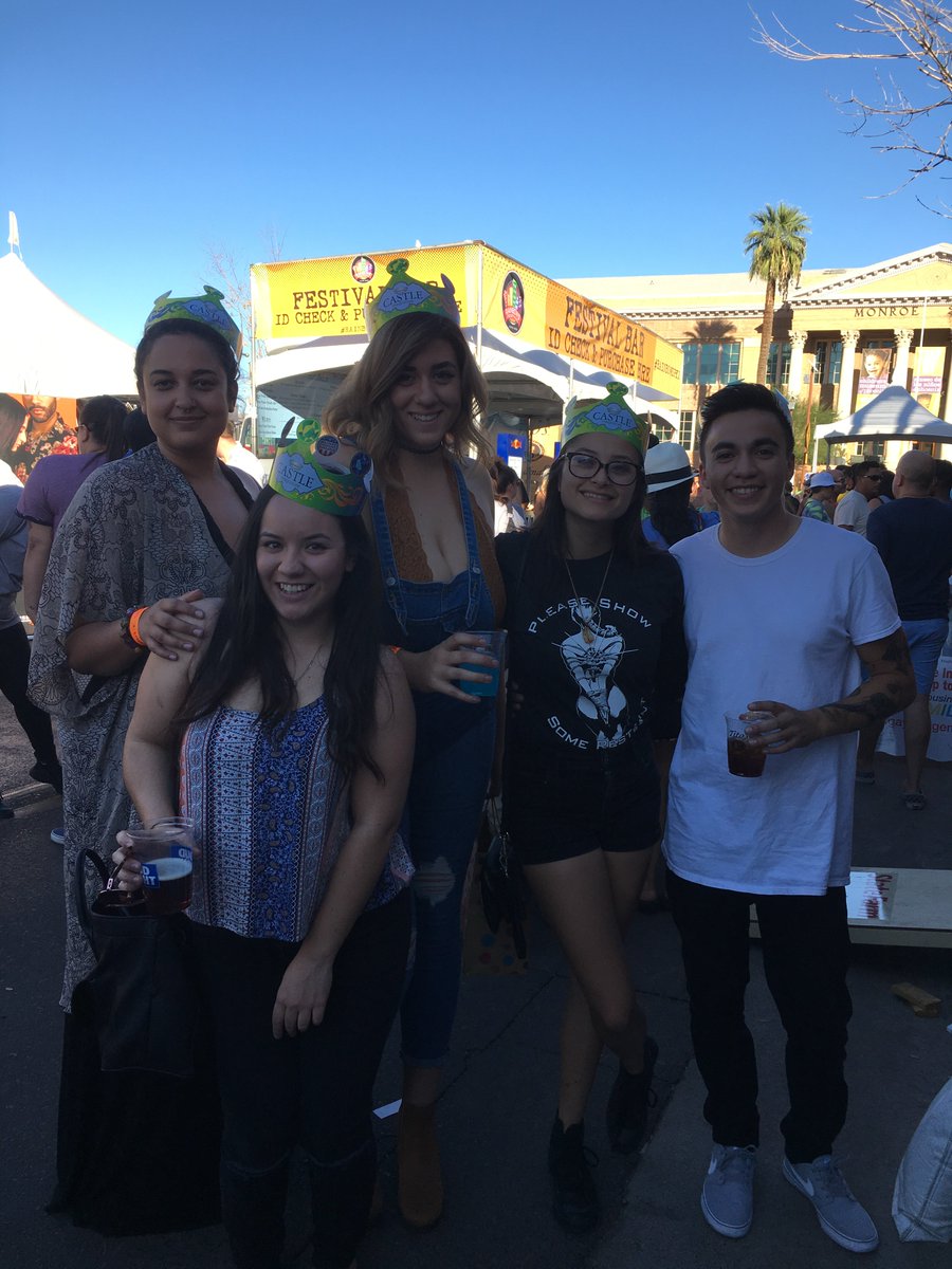 castlemegastore's tweet photo. #phoenix Amazing time at the Rainbow Festival! If you have a picture with our crown share it with hashtag #castlepride https://t.co/IQXduNznP0