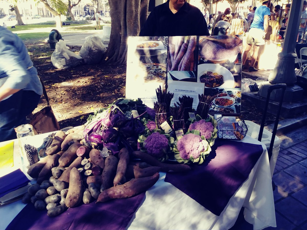 DontWasteLA's tweet photo. Great food at #FoodDay celebration! #GoodFoodLA https://t.co/wOvv14GuRo