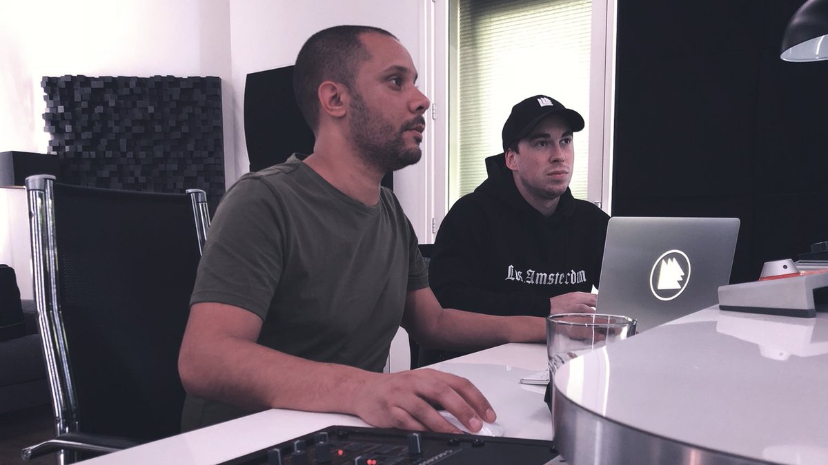 wildstylez's tweet photo. Collab in the making with @HARDWELL!! #Hardstylez #Wildwell https://t.co/mh0TLlD7lI